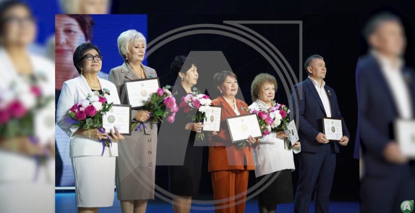 Қостанайлық үш ұстаз «Үздік педагог-2024» байқауының жеңімпазы атанды