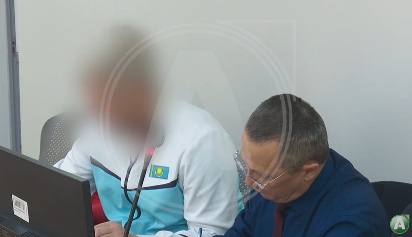 Шорт-трек жаттықтырушысы Николай Федоренко алты миллион теңгеге жуық қаражатты иемденді